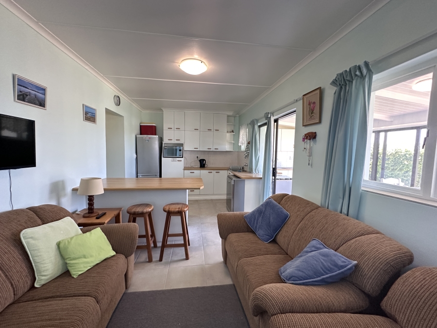 2 Bedroom Property for Sale in Stilbaai Oos Western Cape